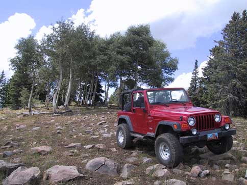 Jeep on the way to strawberry reservoir